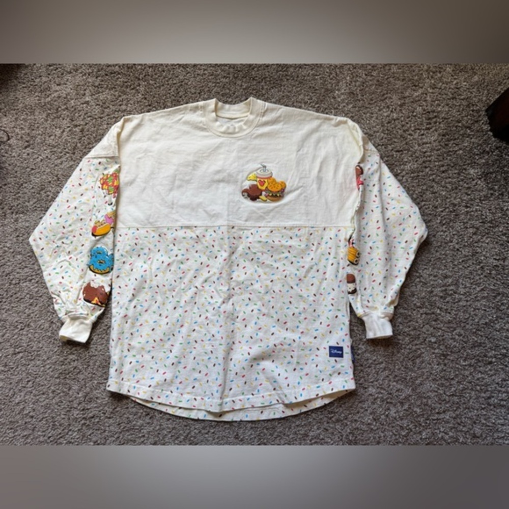 Disney World Parks Eats Snacks Food Spirit Jersey Sweatshirt Small S